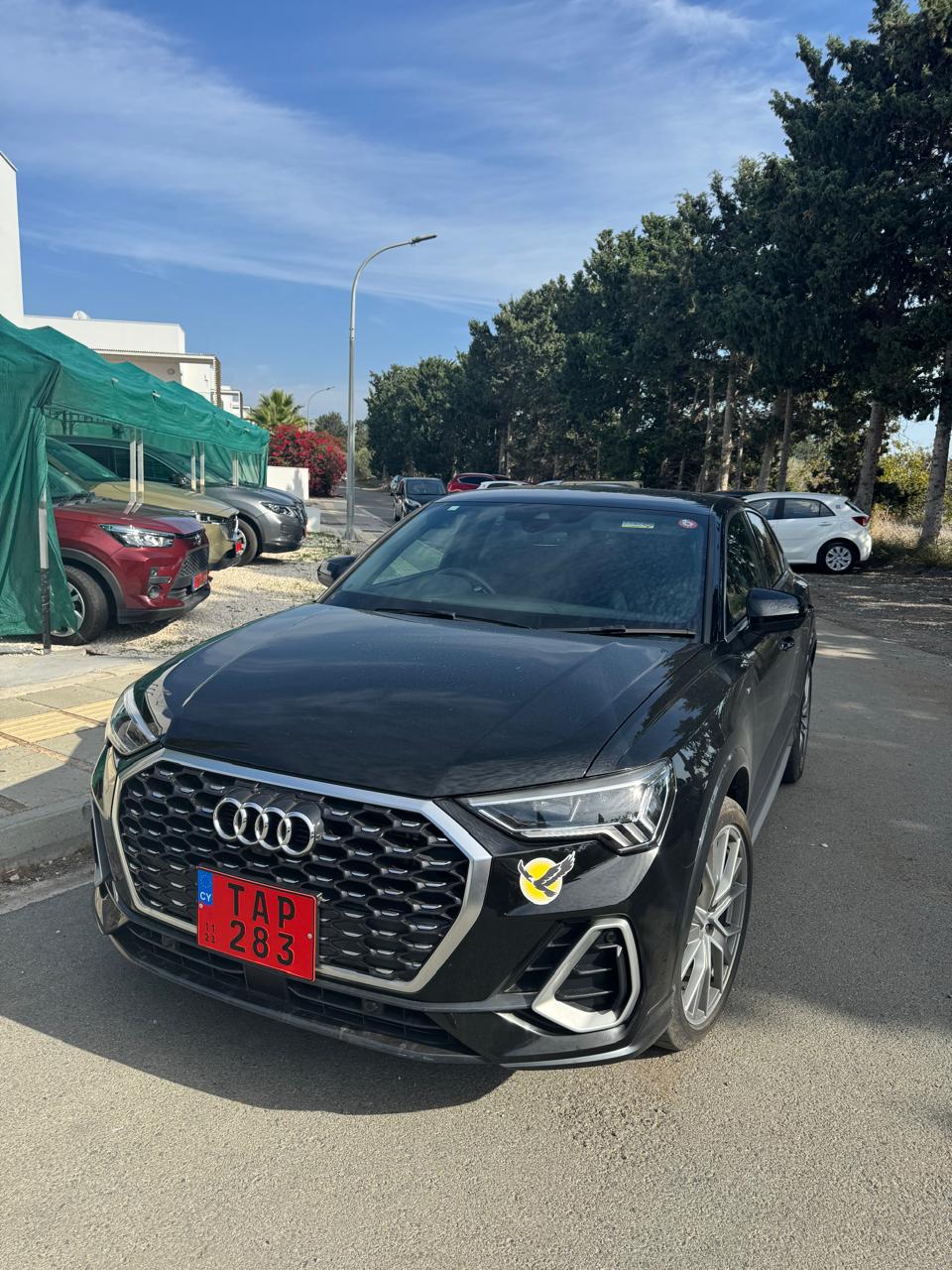 AUDI Q3
